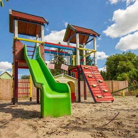 Гостьовий будинок Ponty-Lak Panzio Davod Екстер'єр фото